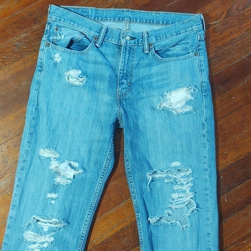 Levi's 514 Distressed Light Wash Mom Jeans W33 L32 - Picture 2 of 15